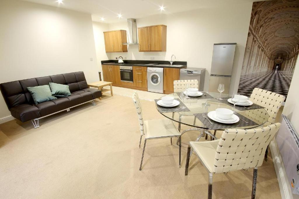 Courtyard Mews Apartment Уейкфийлд Екстериор снимка